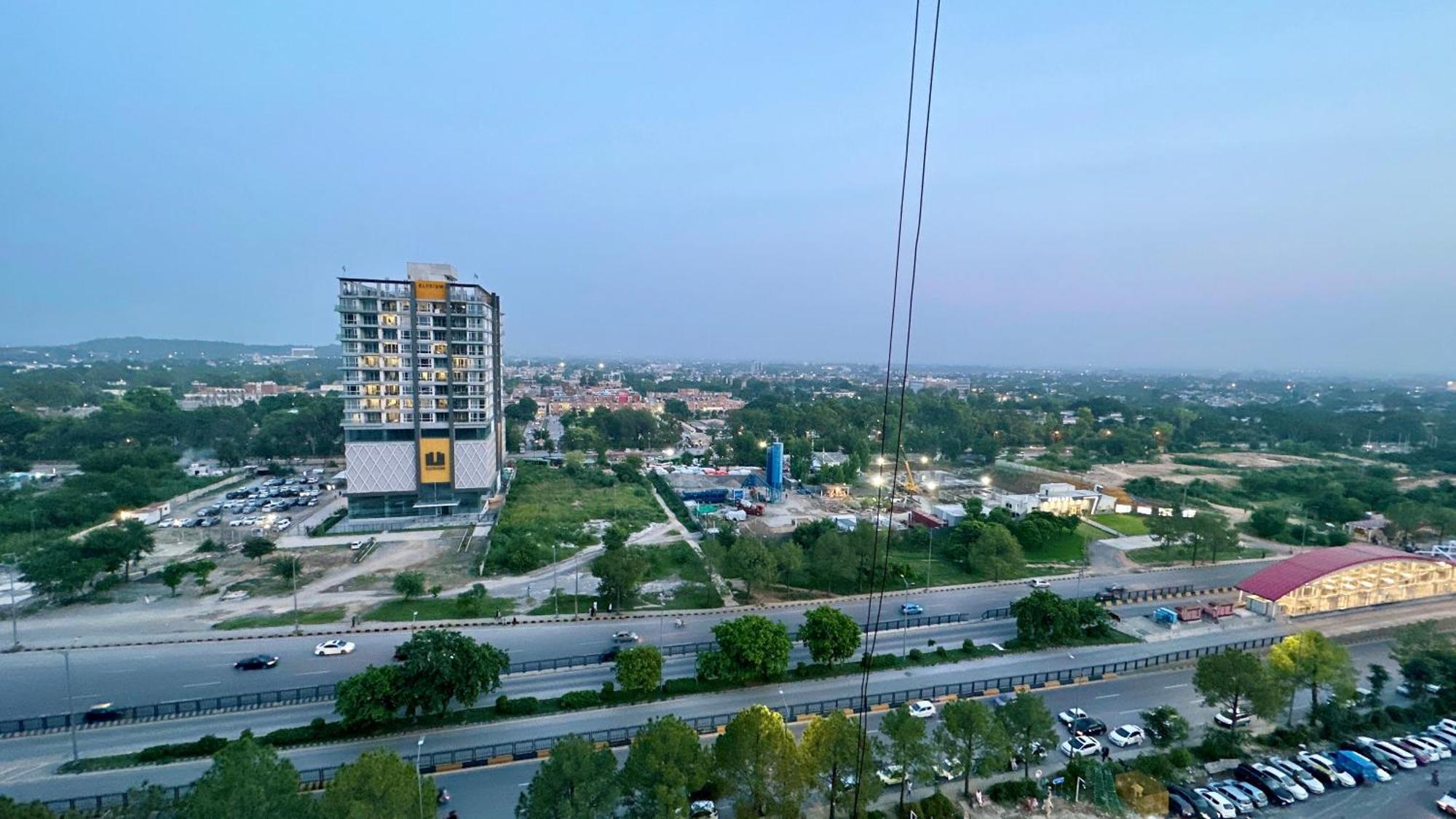 Centaurus Apartment Ісламабад Екстер'єр фото